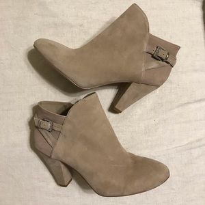 Gianni Bini Booties